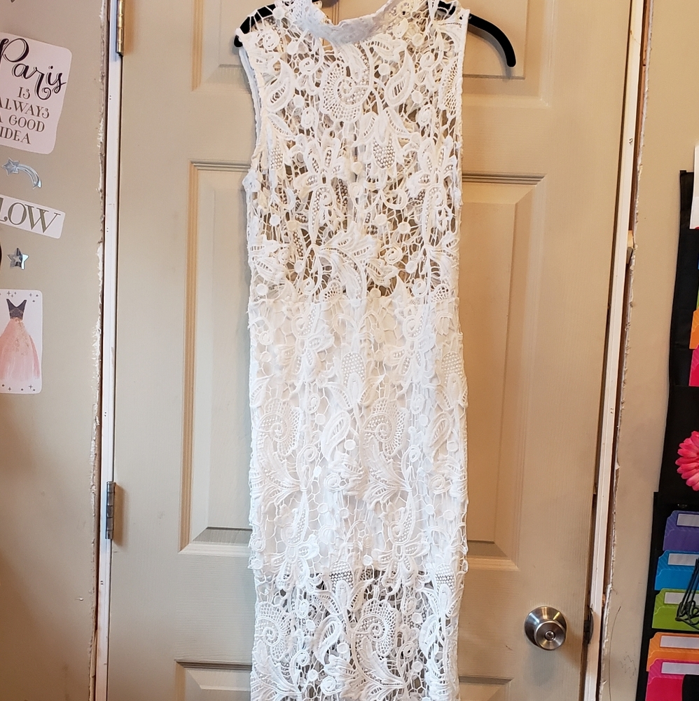 Fashion Nova Long Lace Dress - Picture 1 of 5